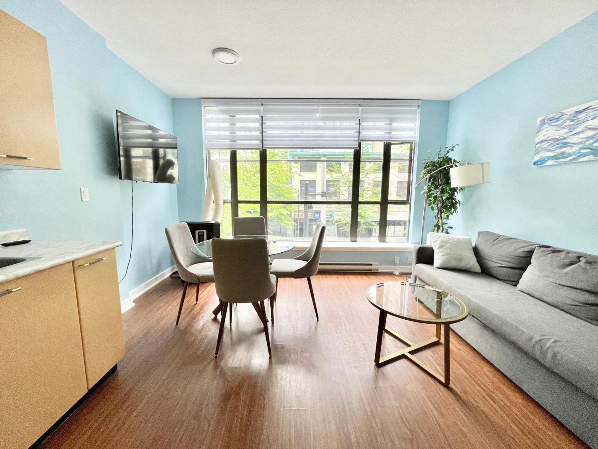 Downtown 1Br Condo At Granville Strip Near English Bay Ванкувер Экстерьер фото